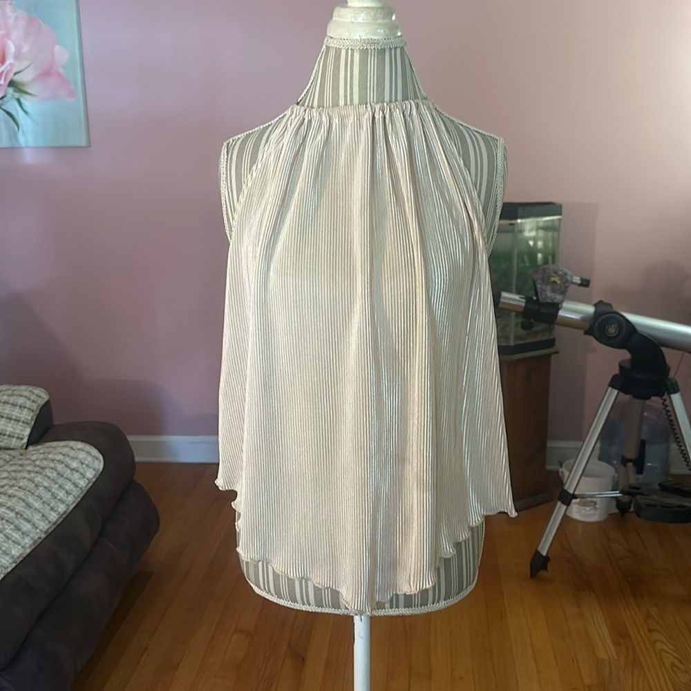 No boundaries halter top